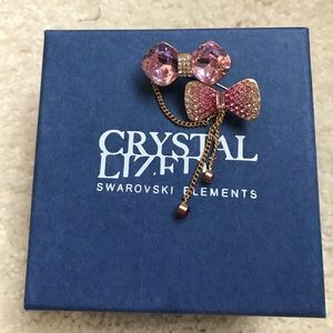 Crystal brooch